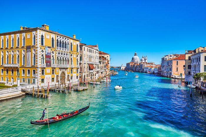 Amalfi disclosure commission